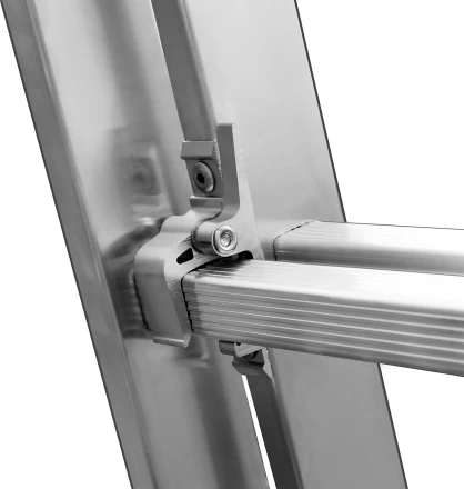 Лестница СИБИН универсальная, трехсекционная со стабилизатором, 7 ступеней 38833-07 купить в Нефтеюганске