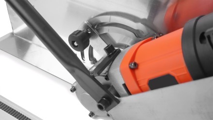 Электрический резчик MESSER BL600 с бесщеточным двигателем (с направляющей шиной) купить в Нефтеюганске