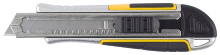Нож STAYER &quot;PROFI&quot; обрезиненная рукоятка Super Grip,метал. корпус,автостоп,допфиксатор,кассета на 6 лезвий,18мм 9146 купить в Нефтеюганске
