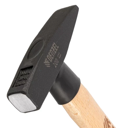 Молоток слесарный, 200 г Denzel, кованый квадратный боек, буковая рукоятка, 10426 купить в Нефтеюганске