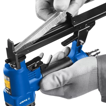 ЗУБР 53F-13, пневматический степлер для скоб 20Ga, тип 53F (6-13 мм), Профессионал (31934) купить в Нефтеюганске