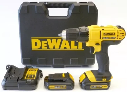 Аккумуляторная дрель DeWalt DCD 734 C2 в кейсе купить в Нефтеюганске