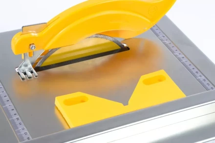 Плиткорез электрический Denzel TCD 180 C-1 96505 купить в Нефтеюганске