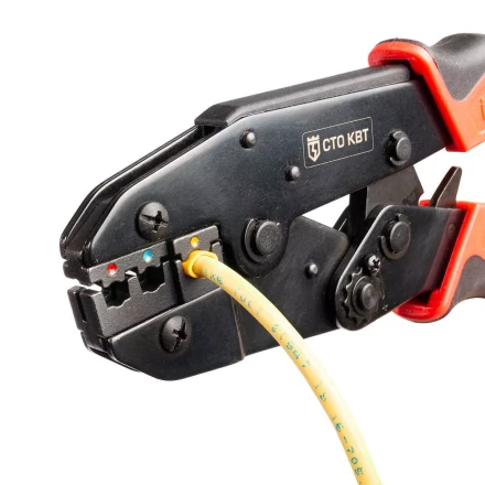 Универсальный набор инструментов КВТ СКМ-2 для опрессовки и снятия изоляции с диэлектрическим ножом монтажника (102352) купить в Нефтеюганске