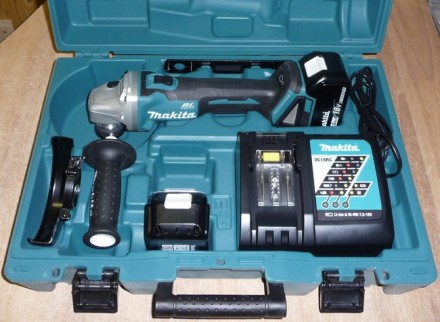 Аккумуляторная шлифмашина  УШМ DGA 504 RME Makita купить в Нефтеюганске