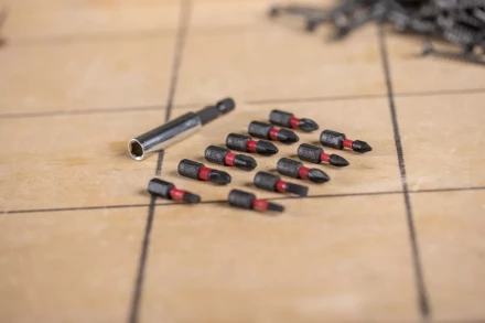 Набор бит HAMMER 25мм (PB набор No2 12шт.  Ph/Pz/Sl/Tх) купить в Нефтеюганске