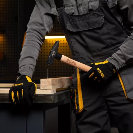 Молоток слесарный, 500 г Denzel, кованый квадратный боек, буковая рукоятка, 10429 купить в Нефтеюганске