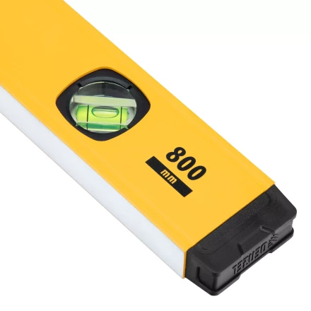 Уровень алюминиевый Denzel 33692, магнит, фрезерованный, 3 глазка (1 зеркал.), 0,5 мм/м, 800 мм купить в Нефтеюганске