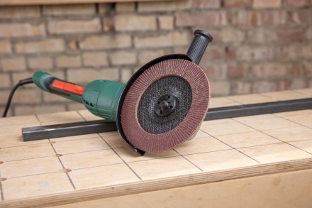 Круг Лепестковый Торцевой (КЛТ) HAMMER КЛТ 1 Ф180х22 Р80 213-032 купить в Нефтеюганске