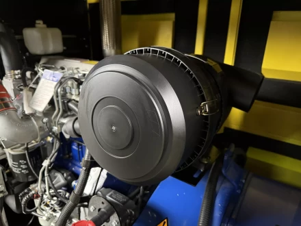 Дизельный генератор Vektor AD-120Y-T400 в шумозащитном кожухе купить в Нефтеюганске