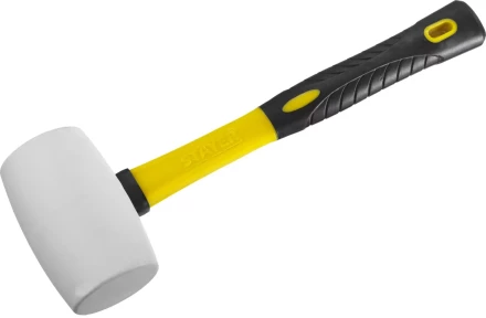 Киянка STAYER "PROFI" резиновая БЕЛАЯ, с фиберглассовой ручкой, 450г 20533-450 купить в Нефтеюганске
