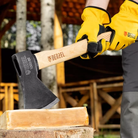 Топор, 1000 г Denzel 21634, кованый, буковое топорище купить в Нефтеюганске