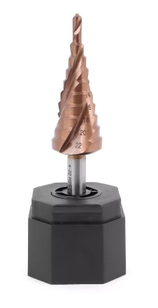 Ступенчатое сверло MESSER HSS CO  4-22х10 с кобальтовым покрытием и тремя спиральными канавками. купить в Нефтеюганске