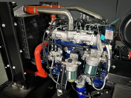 Дизельный генератор Vektor AD-100Y-T400 с АВР купить в Нефтеюганске