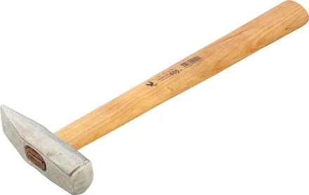 Молоток слесарный 500 г квадратный боек деревянная рукоятка Россия 10270 купить в Нефтеюганске