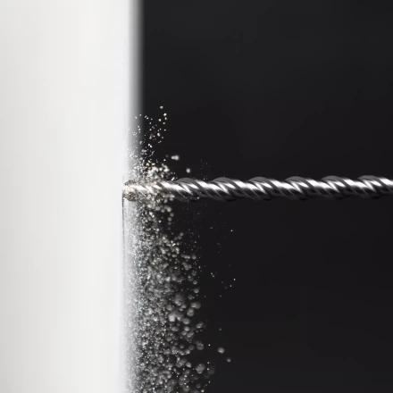 Бур по бетону Denzel, 12 x 600 мм, двойная спираль, три пылеотводящие кромки, 705028 купить в Нефтеюганске