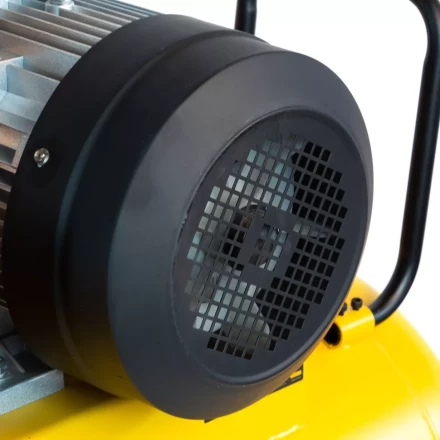 Компрессор воздушный, ременный привод BCI5500-T/200, 5.5 кВт, 200 литров, 850 л/мин Denzel 58128 купить в Нефтеюганске