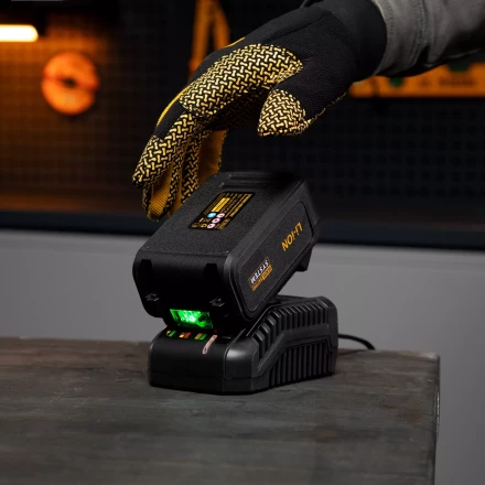 Батарея аккумуляторная Denzel IB-18-4.0, Li-Ion, 18 В, 4.0 А/ч 28434 купить в Нефтеюганске