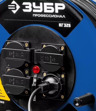 Удлинитель на катушке "КГ 325", 30 м, 4000 Вт, 4 гнезда, IP44, КГ 3х2,5 кв мм, ЗУБР 55079-30 купить в Нефтеюганске