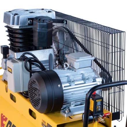 Компрессор воздушный, ременный привод BCI4000-T/200, 4.0 кВт, 200 литров, 690 л/мин Denzel 58124 купить в Нефтеюганске