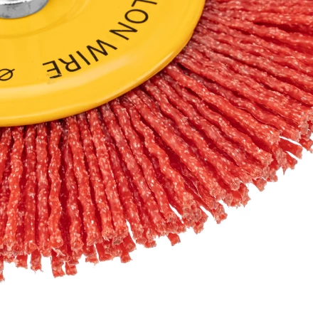 Щетка для дрели Denzel, 100 мм, Плоская, со шпилькой, нейлоновая щетина, 74434 купить в Нефтеюганске