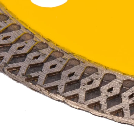 Диск алмазный отрезной Denzel 115 х 22,2мм, сплошной, супертонкий, горячий пресс, сухой/мокрый рез 73057 купить в Нефтеюганске