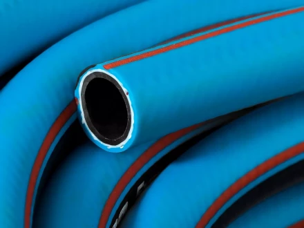 Шланг RACO &quot;EXPERT&quot; поливочный, 30атм., армированный, 3-х слойный, 1/2&quot;x50м 40302-1/2-50 купить в Нефтеюганске