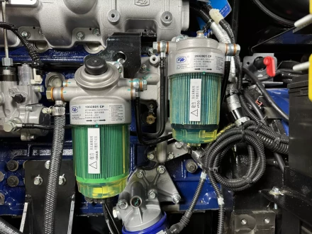 Дизельный генератор Vektor AD-70Y-T400 в шумозащитной кожухе купить в Нефтеюганске