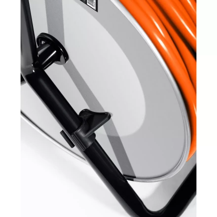 Силовые удлинители на стальной катушке  P-325, провод ПВС 3х2.5 мм2 55089-50 купить в Нефтеюганске